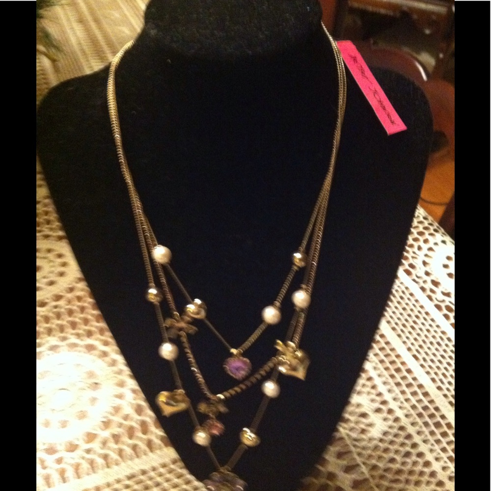 Betsey Johnson necklace